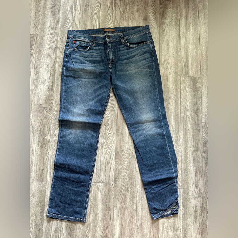 Joe’s Men’s blue denim jeans